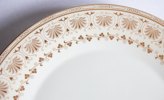 Minton 'Jubilee' Pattern Gold and White Art Deco Dinner Plates (4)