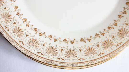 Minton 'Jubilee' Pattern Gold and White Art Deco Dinner Plates (4)