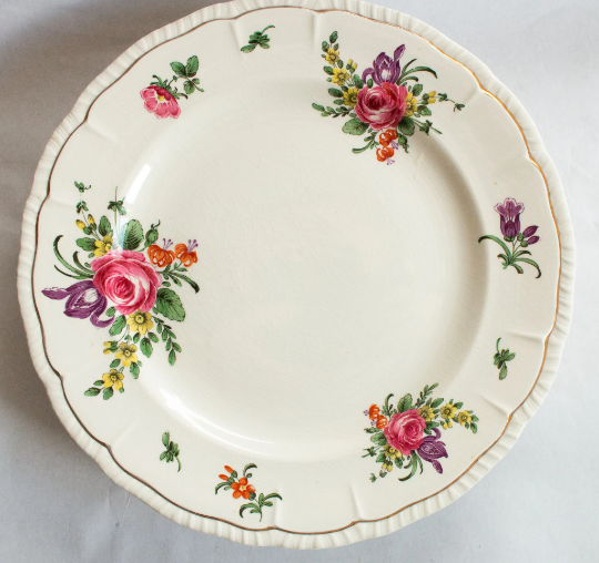 Putney & Co. Bristol 10" Dinner Plates Plates with Floral Detail (4)