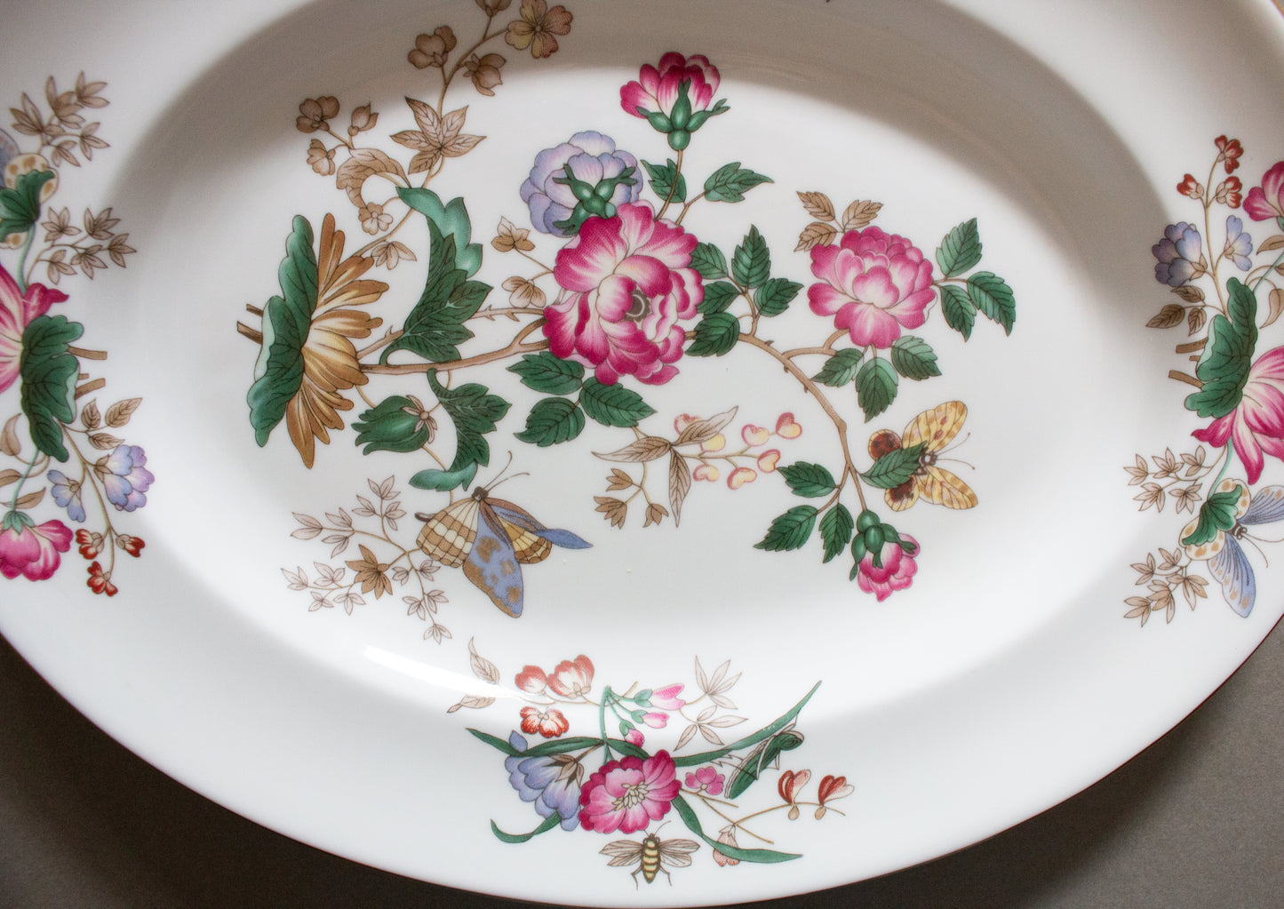 Wedgwood 'Charnwood' Pattern 13.75" Oval Serving Platter