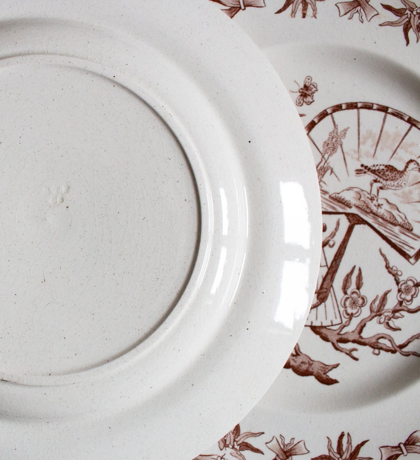 Bovey Tracey Potteries 'Fan' Pattern Brown and White Transferware 9.5" Plates (4)