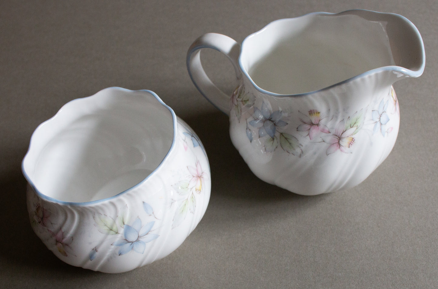 Queen's 'Claire' Pattern Sugar Bowl and Creamer Set