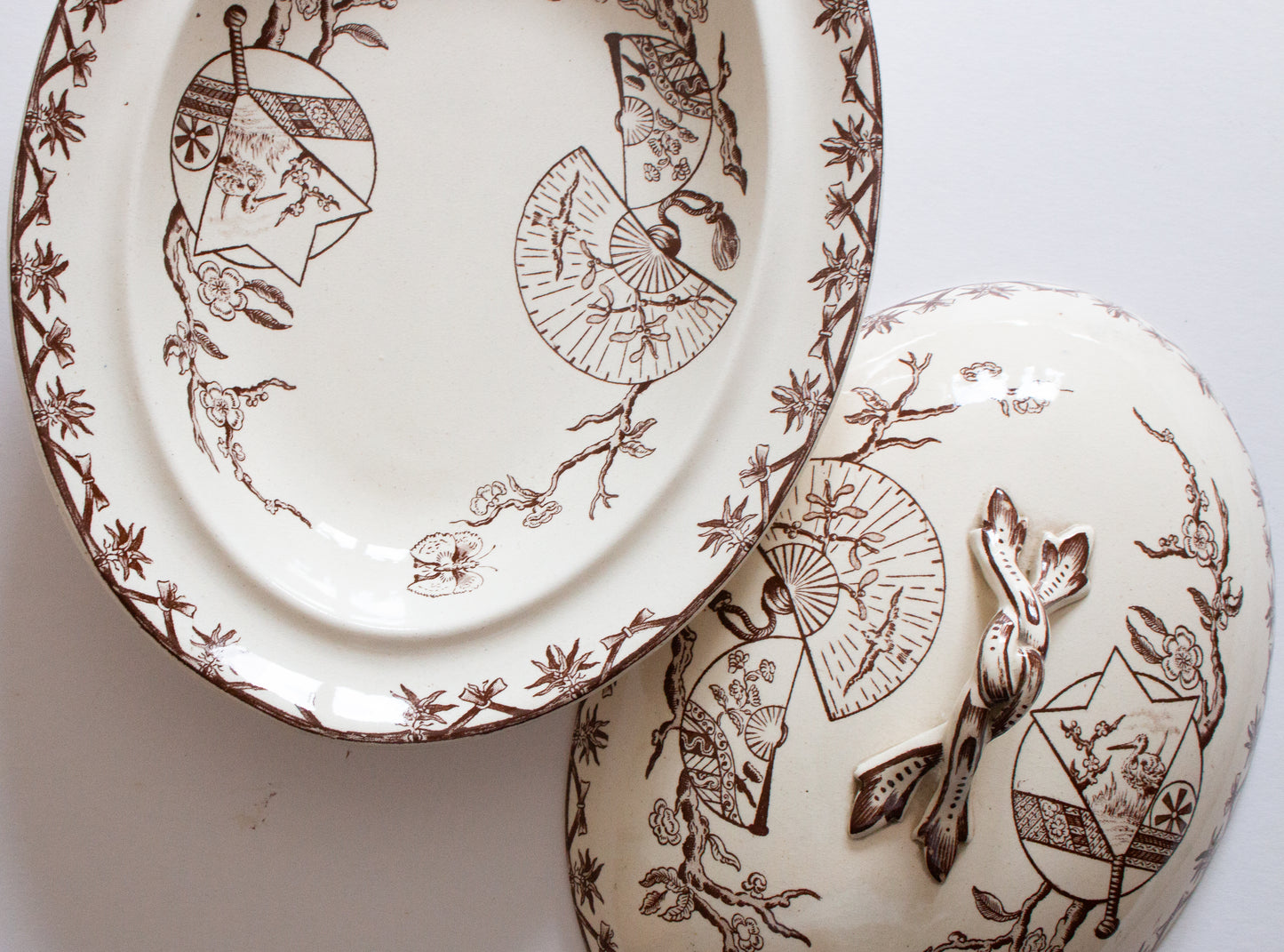 Bovey Tracey Potteries 'Fan' Pattern Brown and White Transferware Lidded Tureen