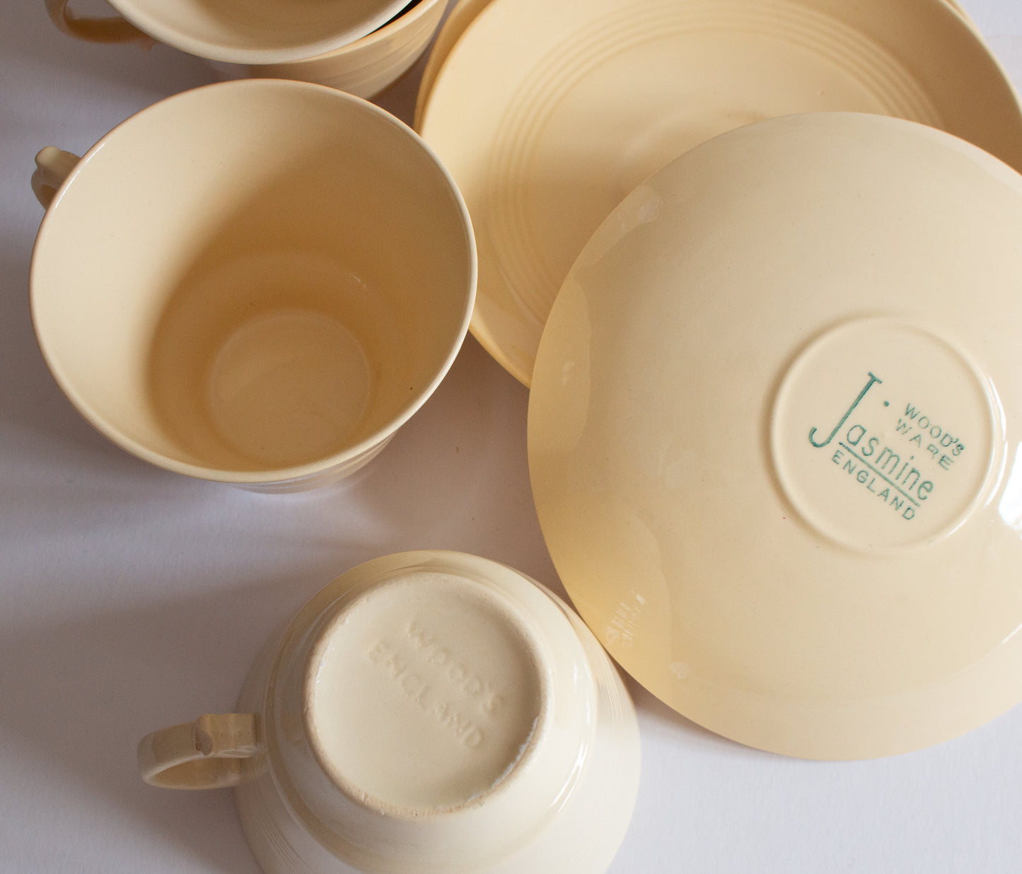 Woods Ware 'Jasmine' Yellow Tea Cups and Saucers (4)