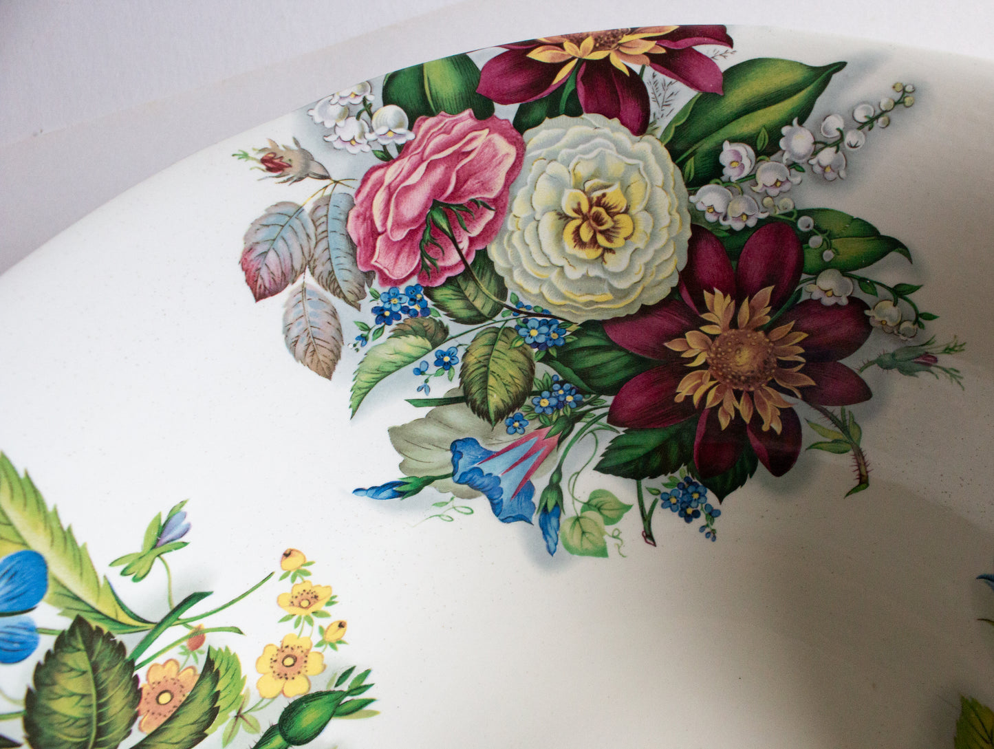 Hadida Bathroom Collection Large Floral Wash Jug and Bowl