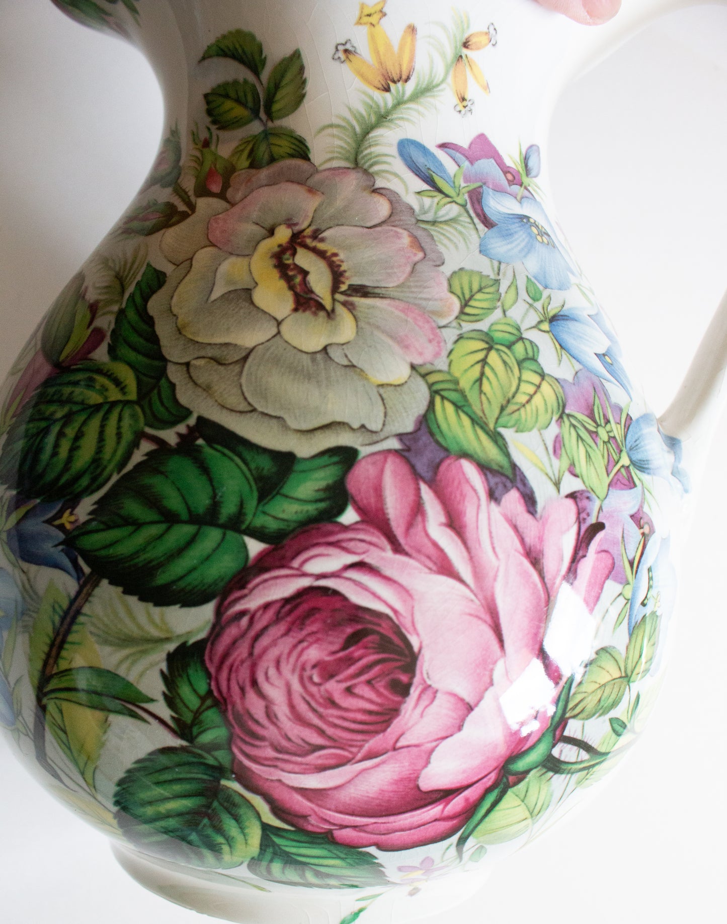 Hadida Bathroom Collection Large Floral Wash Jug and Bowl