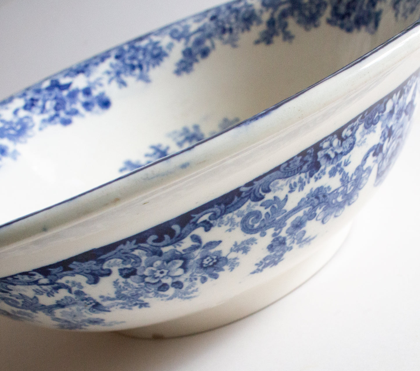 Minton 'Genevese' Pattern Large Blue and White Transferware Bowl