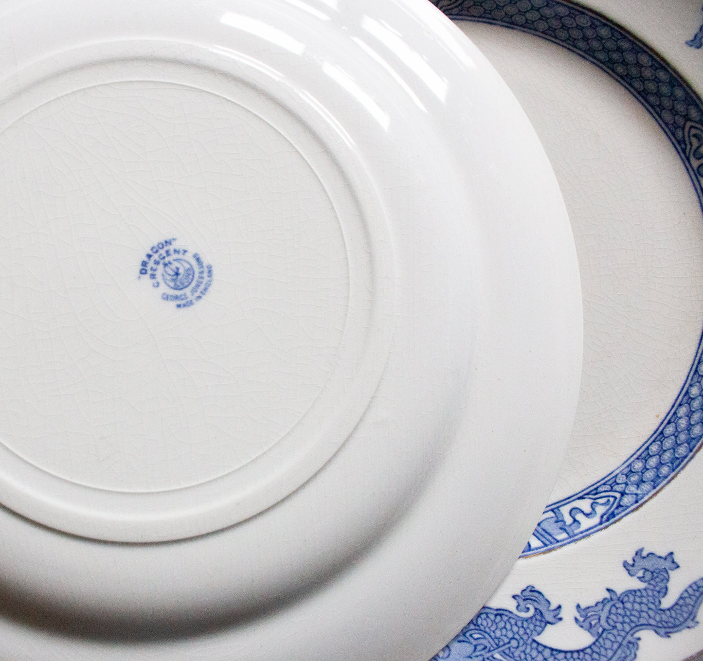 George Jones & Sons 'Dragon' Pattern Blue and White Transferware Assorted Plates (6)
