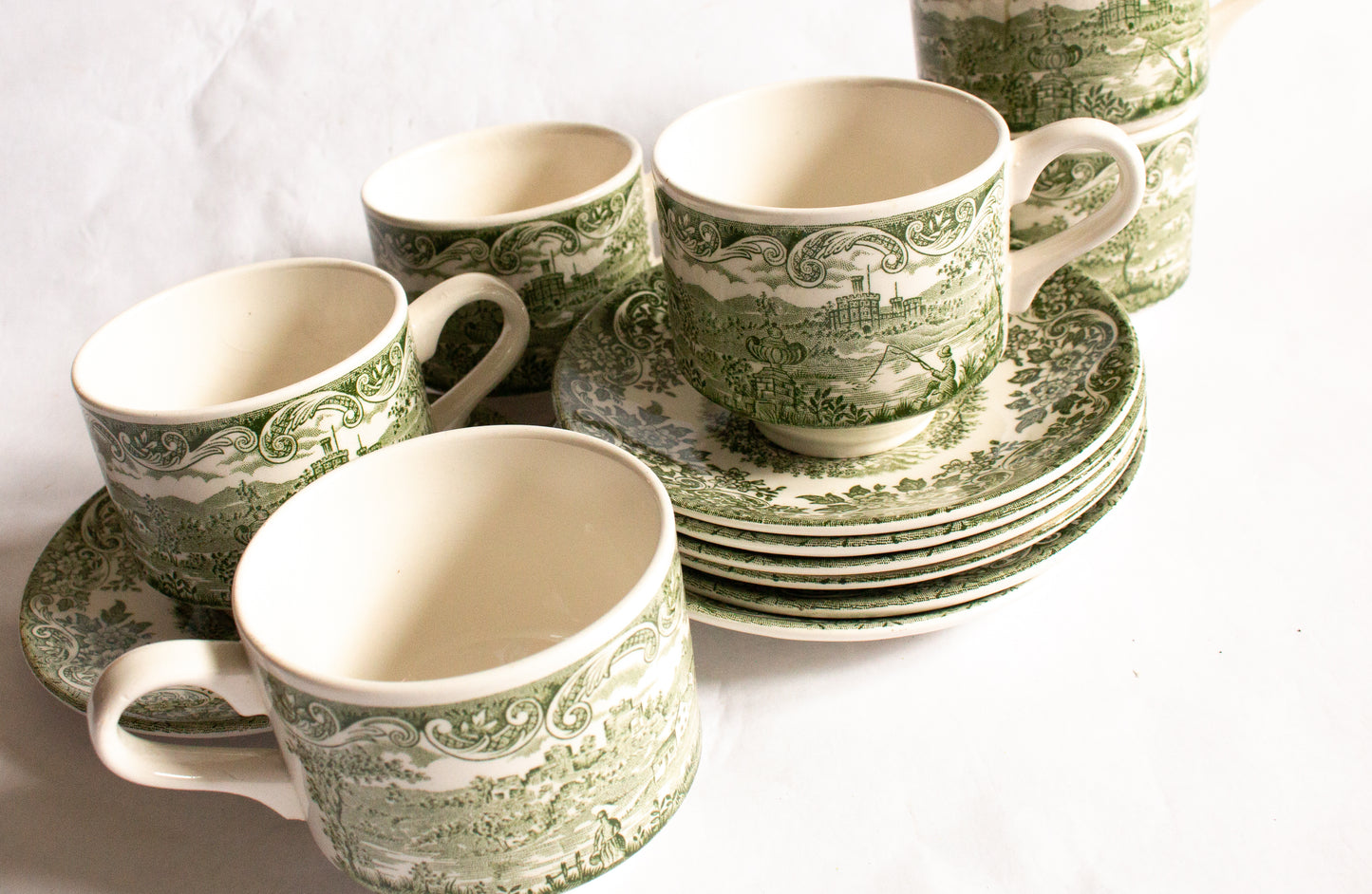 Broadhurst England Green and White Transferware Teacups and Saucers (6)