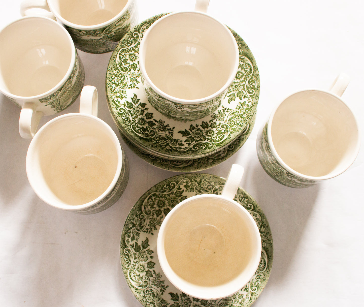 Broadhurst England Green and White Transferware Teacups and Saucers (6)