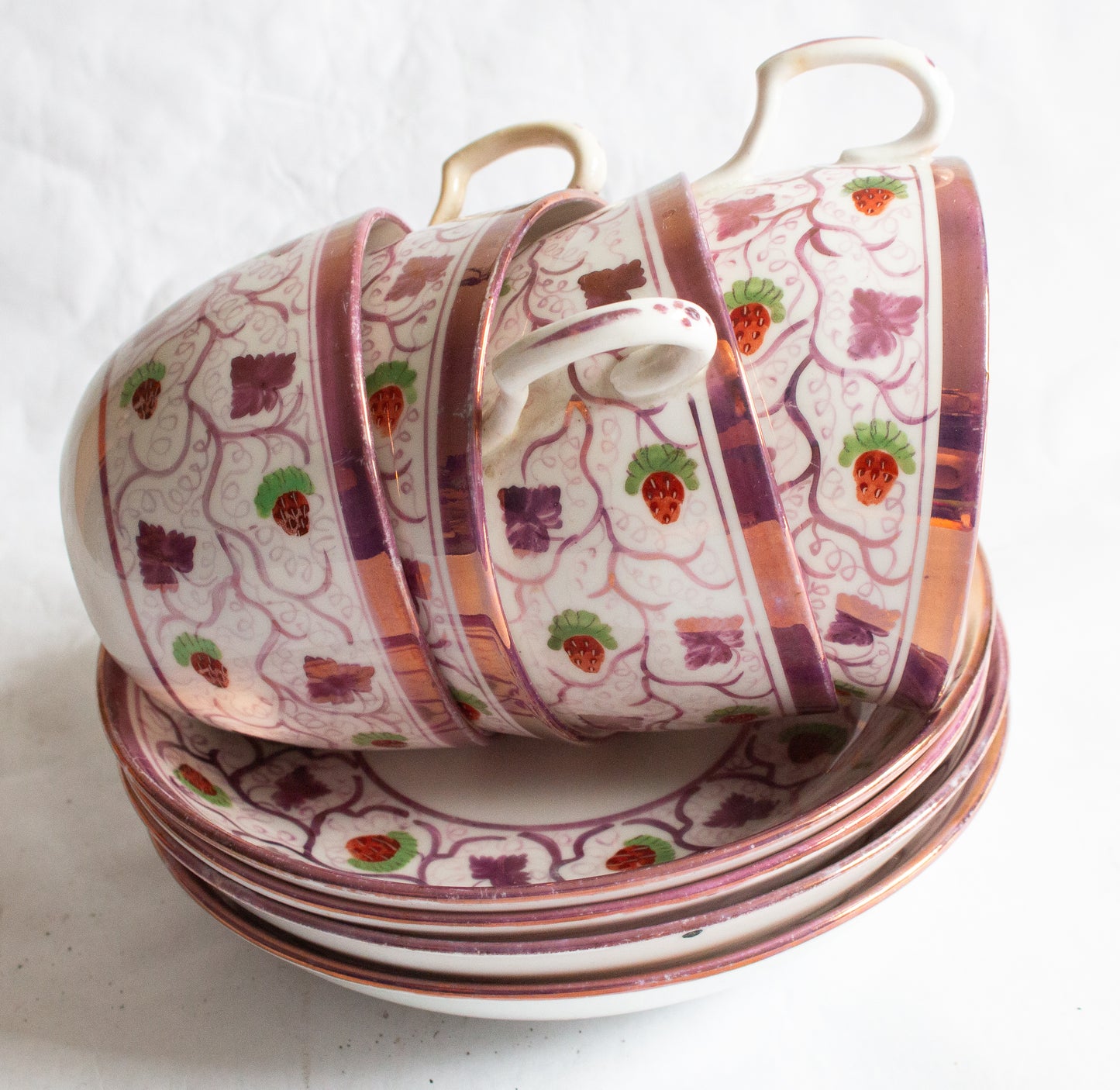 Antique Pink Lustre Teacups and Saucers with Wild Strawberry Pattern (4)