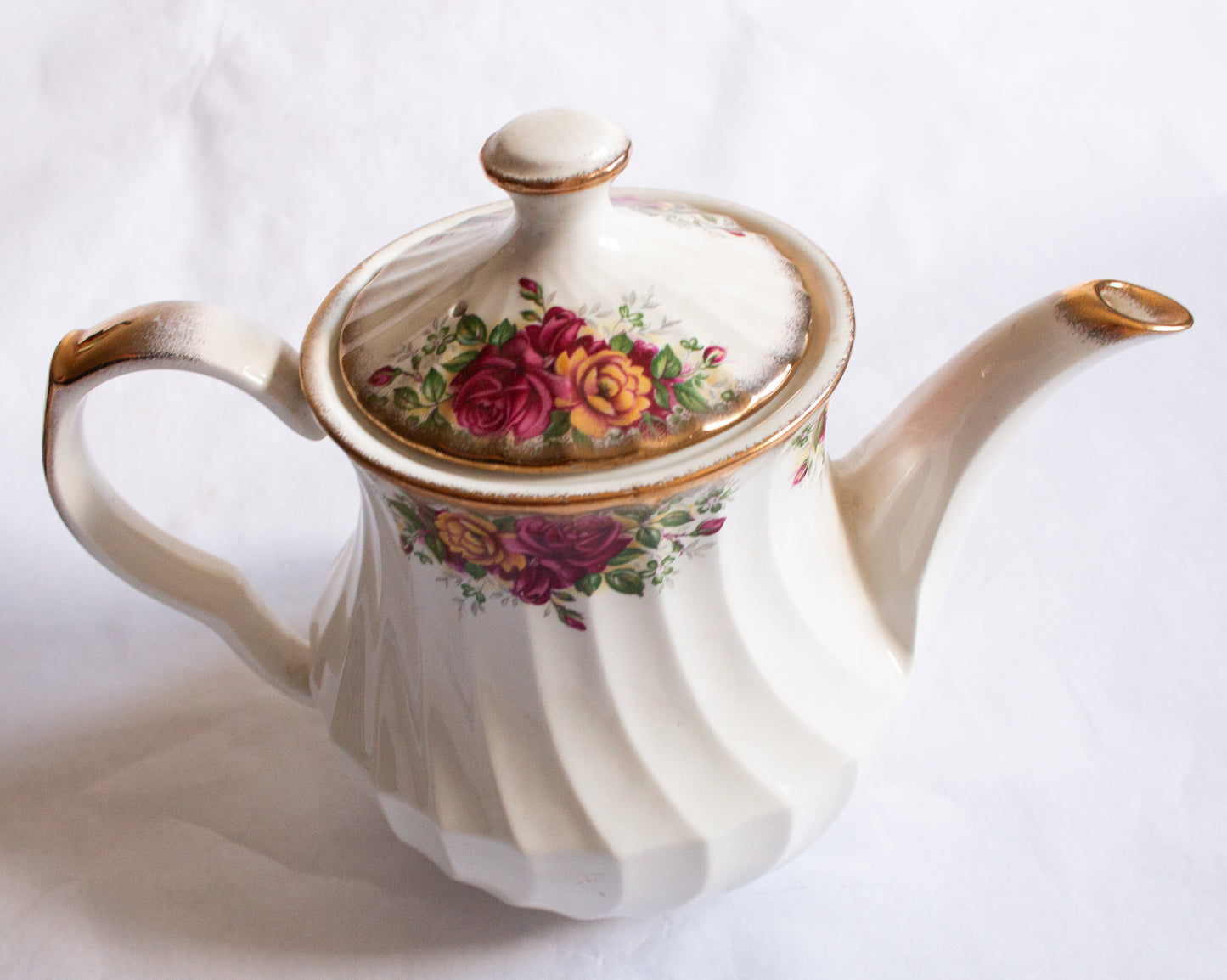 Aynsley & Co. Staffordshire China Country Roses Pattern Large Teapot