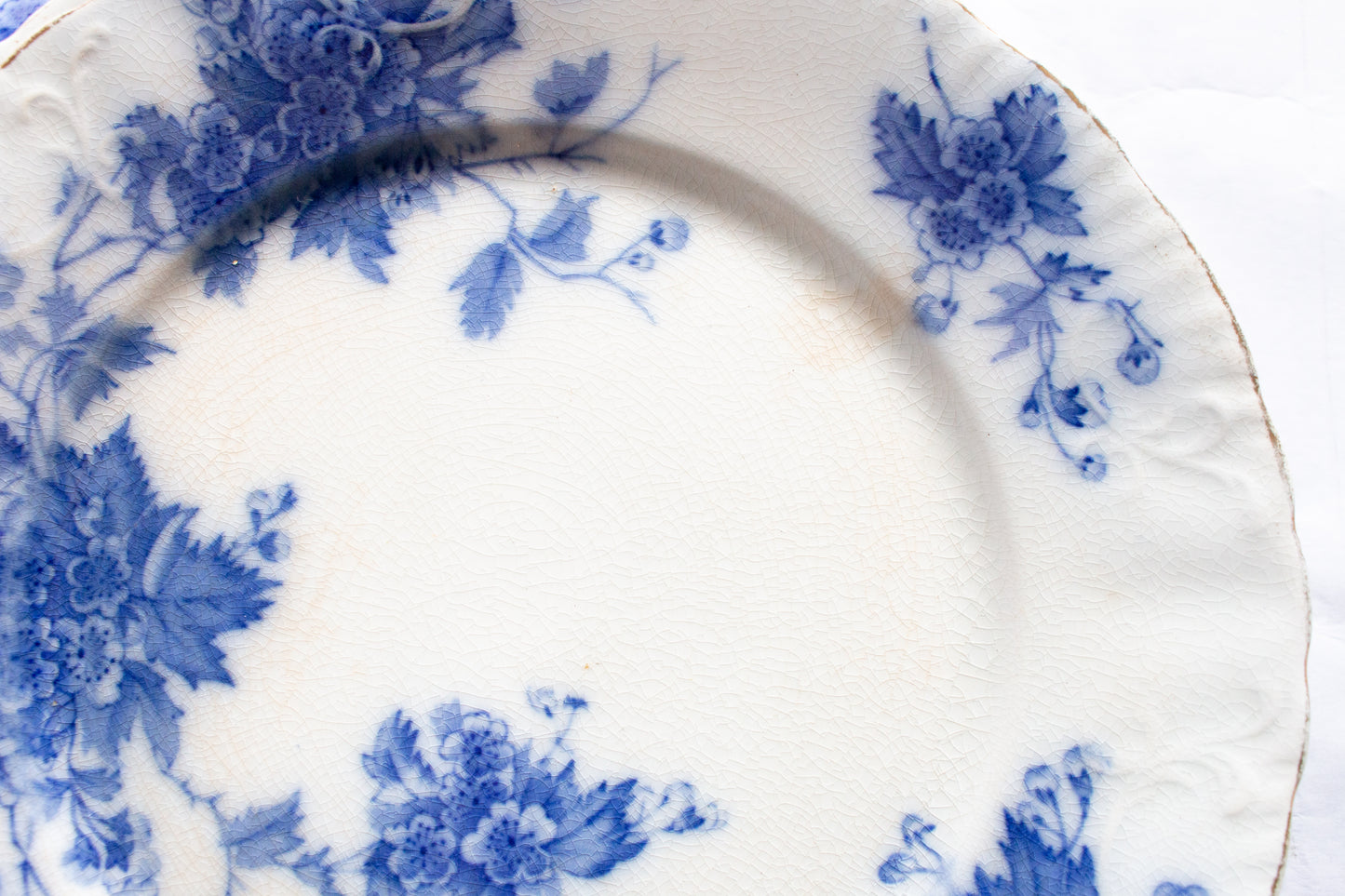 Middleport Pottery 'May' Pattern Flow Blue and White Transferware 8" Plates (6)