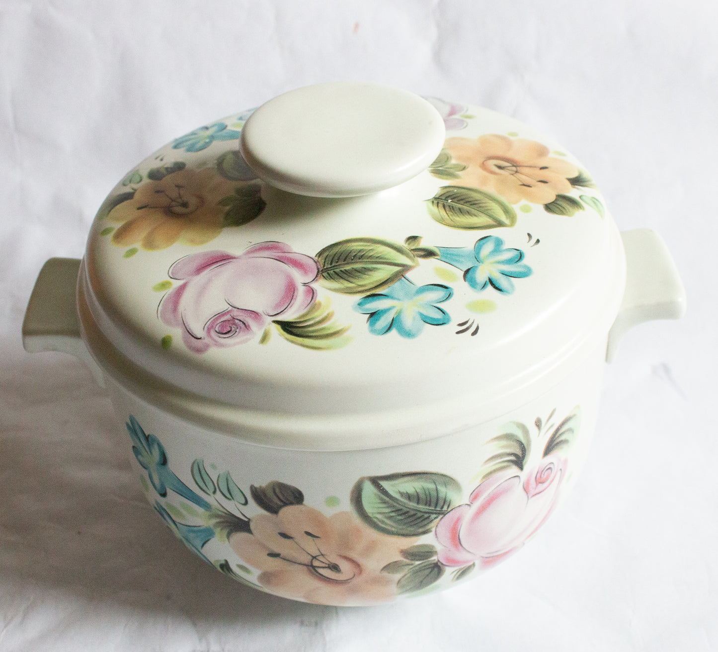 Royal Doulton Lambeth Stoneware 'Duberry' Pattern Small Lidded Tureen or Serving Dish