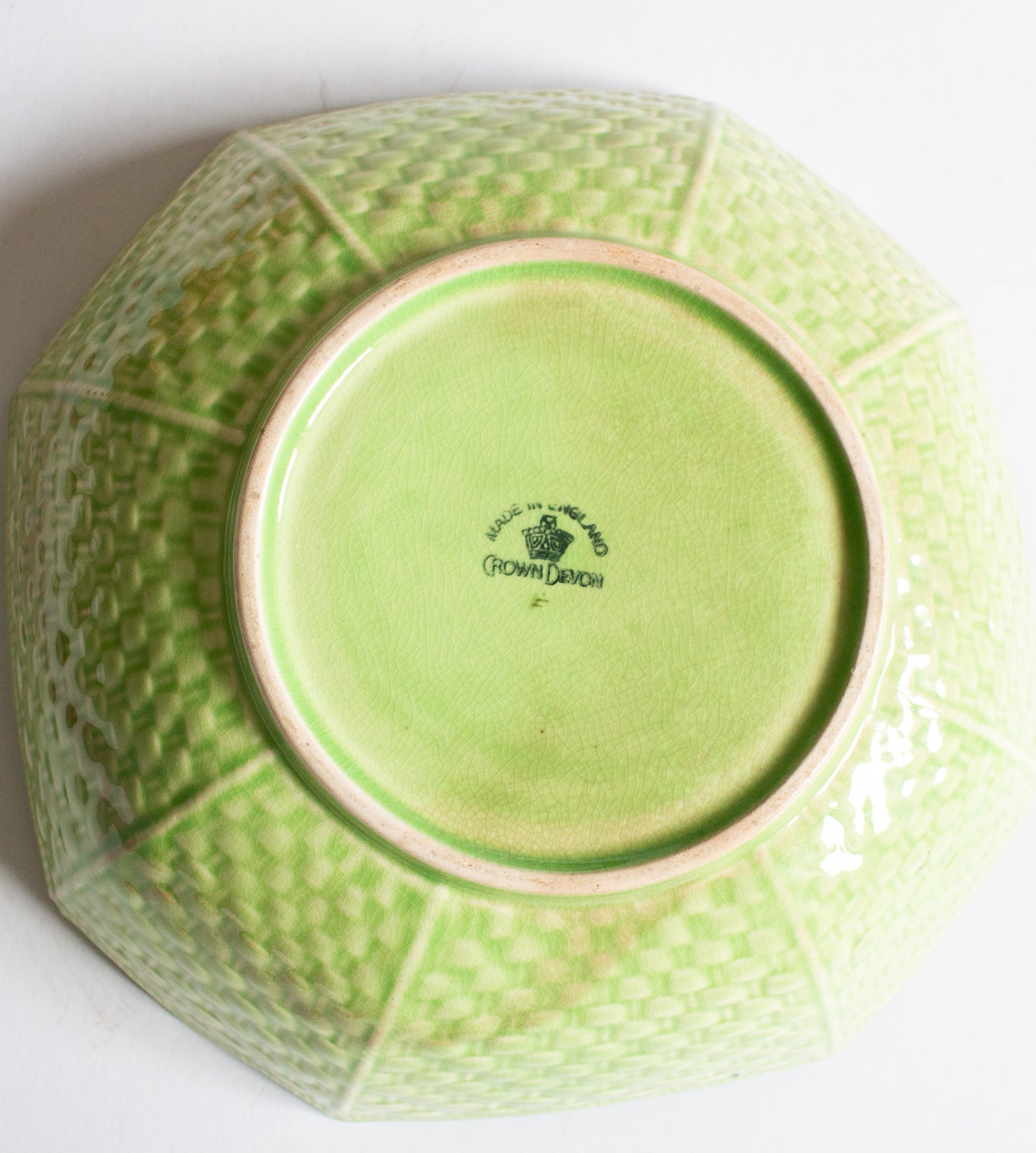 Vintage Crown Devon Green Majolica Leaf Tomato Square Basket Weave Serving Dish