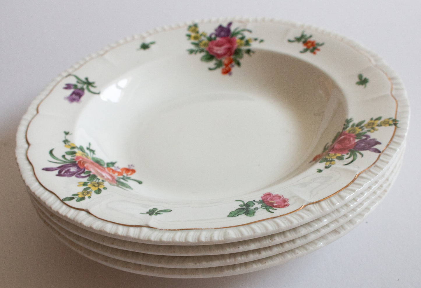 Putney & Co. Bristol Rimmed Bowls or Plates with Floral Detail (4)