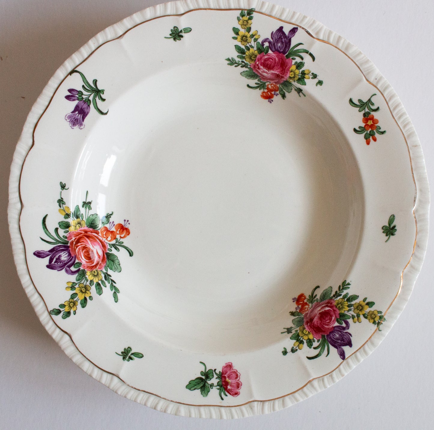 Putney & Co. Bristol Rimmed Bowls or Plates with Floral Detail (4)