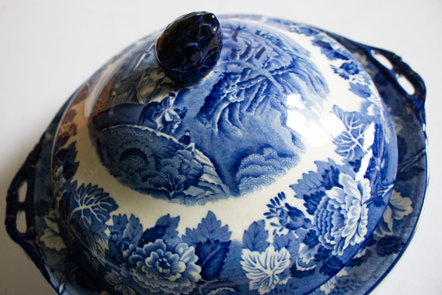 Enoch Wood's Woods Ware 'English Scenery' Patter Blue and White Transferware Lidded Serving Tureen