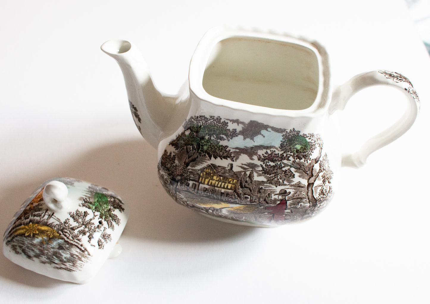 Myott 'The Hunter' Pattern Large Brown and White Transferware Teapot