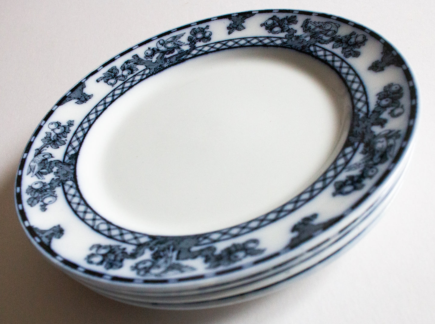 Losol Ware Keeling & Co. Ltd. Burslem England 'Beverley' Pattern Blue and White Transferware 8" Plates (4)