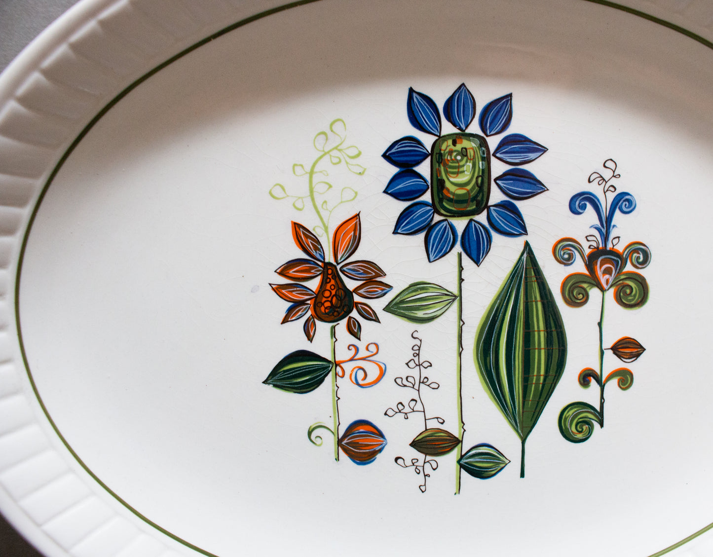 Royal Worcester Group Palissy England 'Bergen' Pattern Mid Century 12" Serving Platter