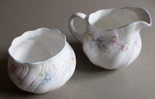 Queen's 'Claire' Pattern Sugar Bowl and Creamer Set