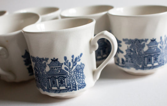 Churchill China Blue and White 'Willow' Pattern Teacups (6)