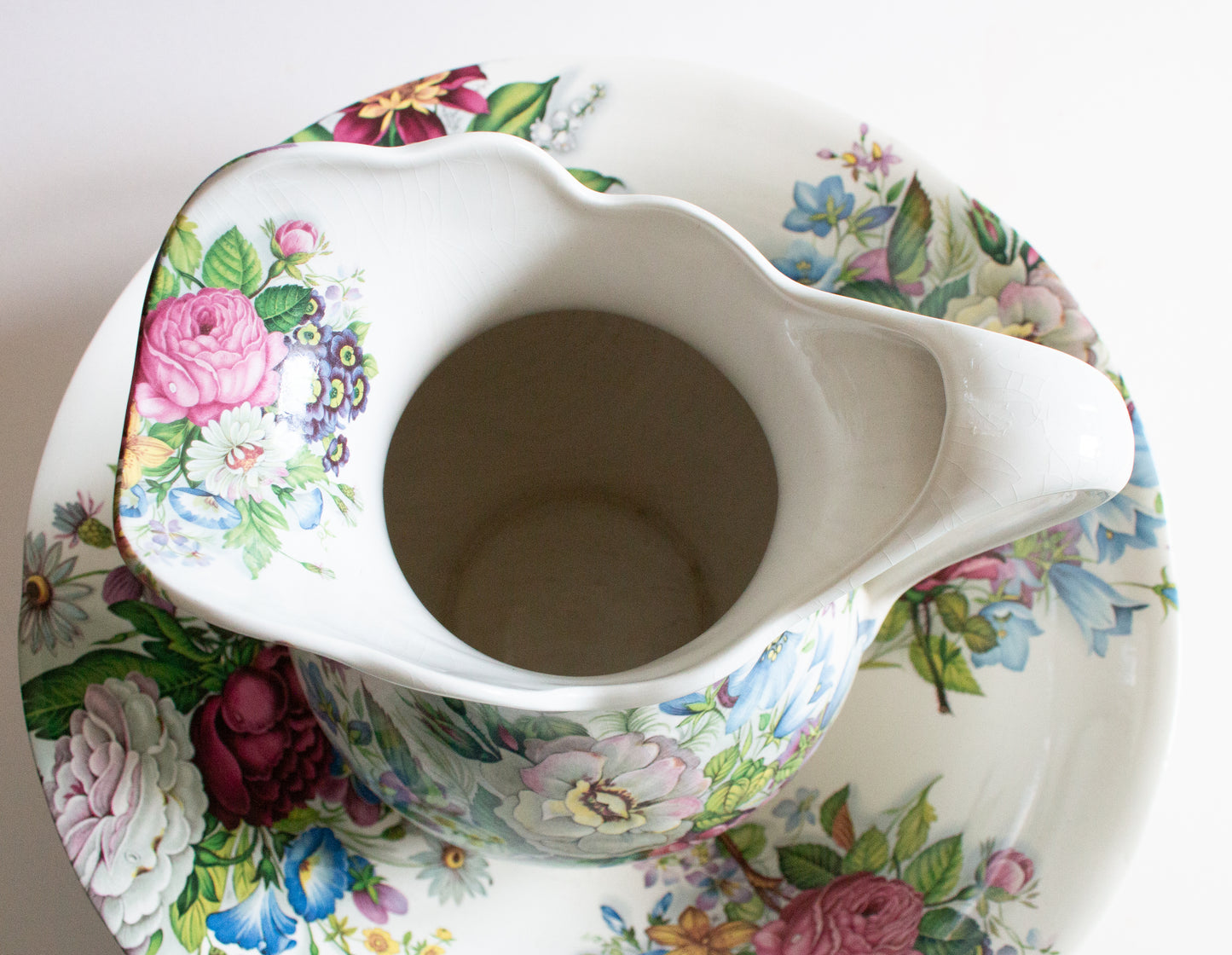 Hadida Bathroom Collection Large Floral Wash Jug and Bowl