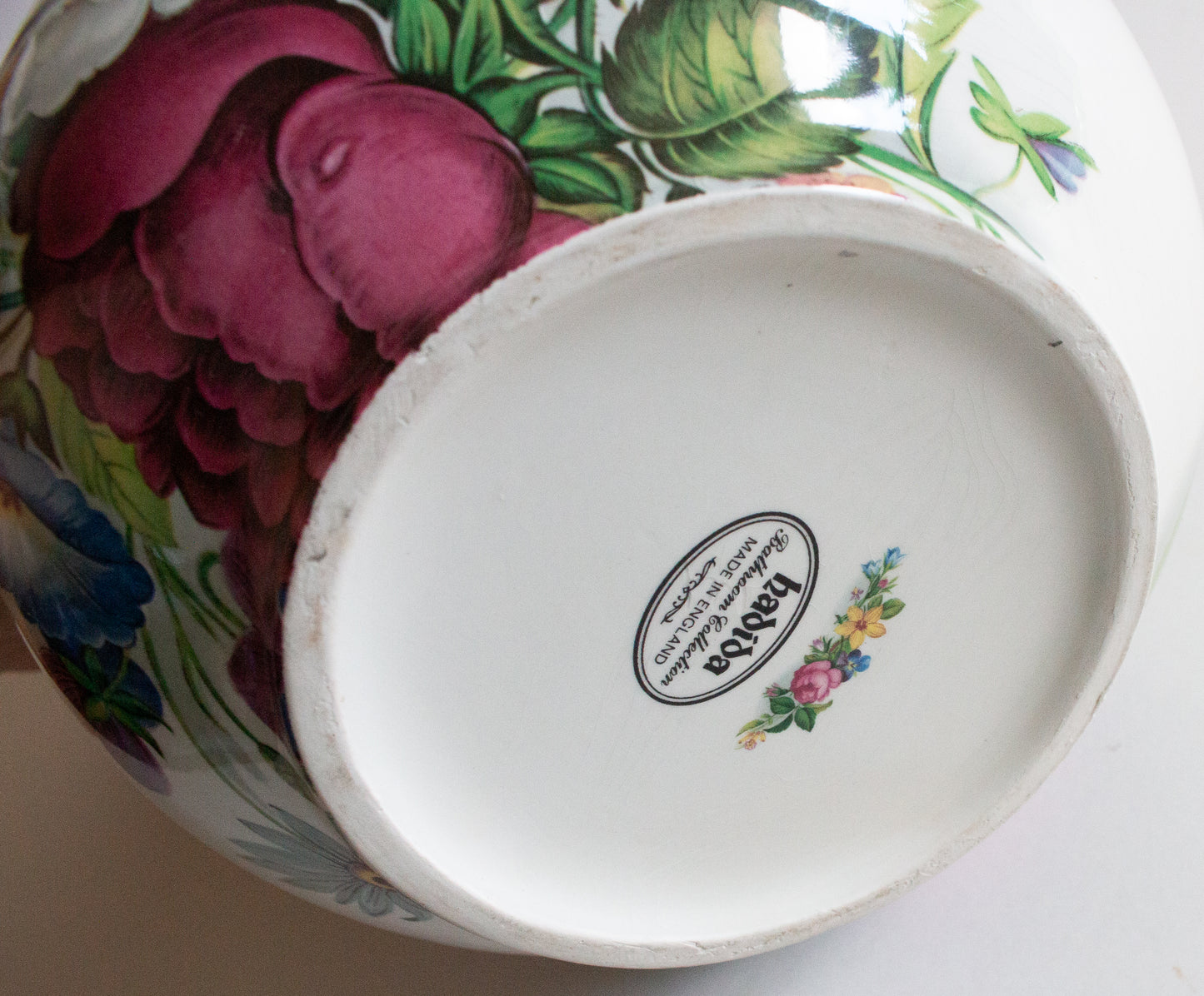 Hadida Bathroom Collection Large Floral Wash Jug and Bowl