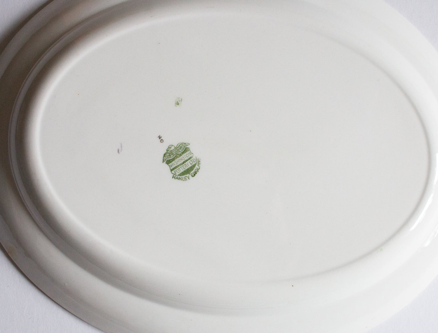 Hanley Ltd. Washington Pottery 14" Green and Gold Serving Platter