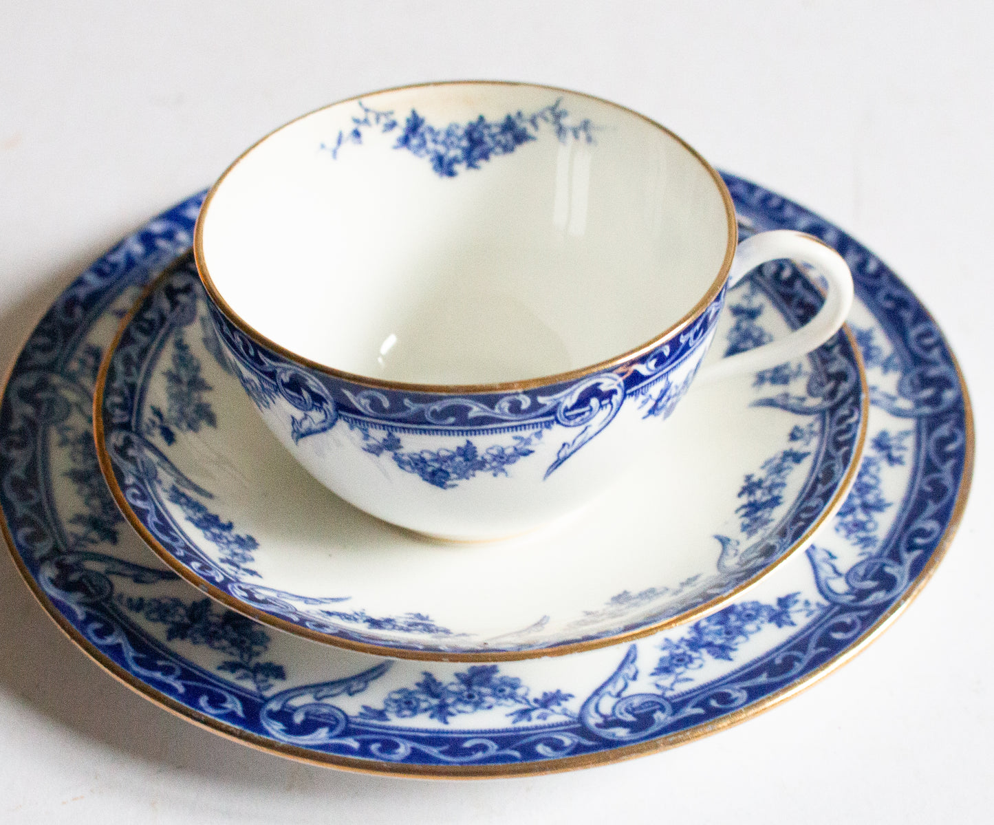 Aynsley Bone China Blue and White Transferware  Teacup Trio