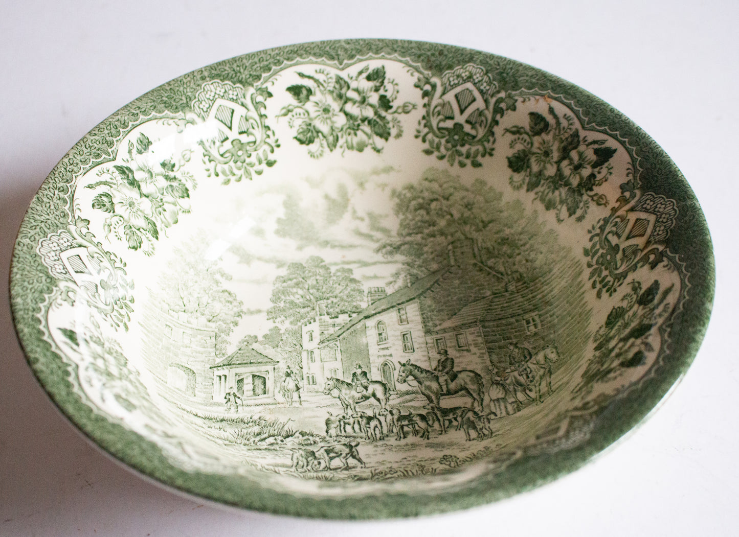 English Ironstone Tableware 'Old Inns' Series Green and White Transferware Serving Bowl
