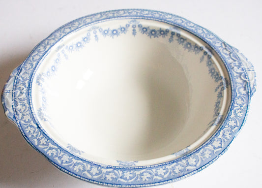 J. & G. Meakin England 'Woodbine' Blue and White Transferware Tureen Base