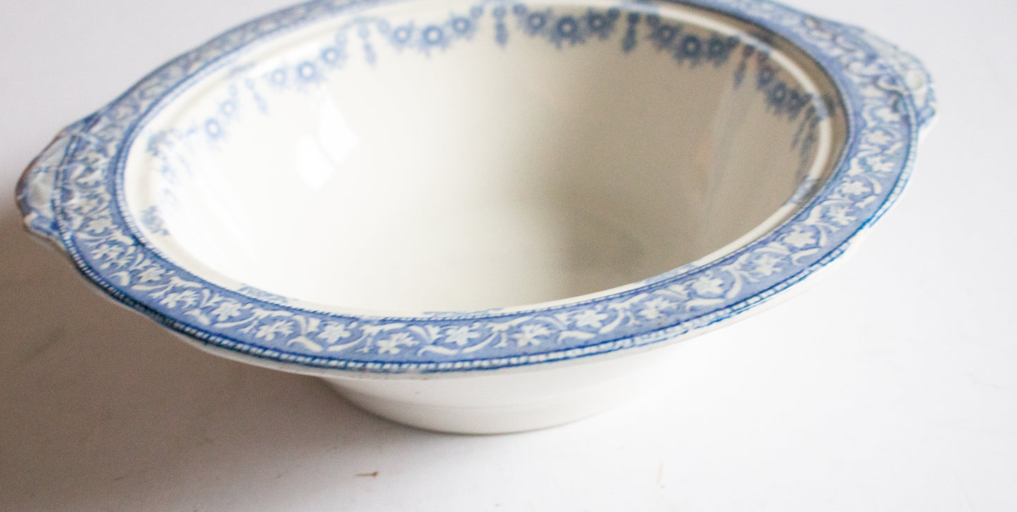 J. & G. Meakin England 'Woodbine' Blue and White Transferware Tureen Base