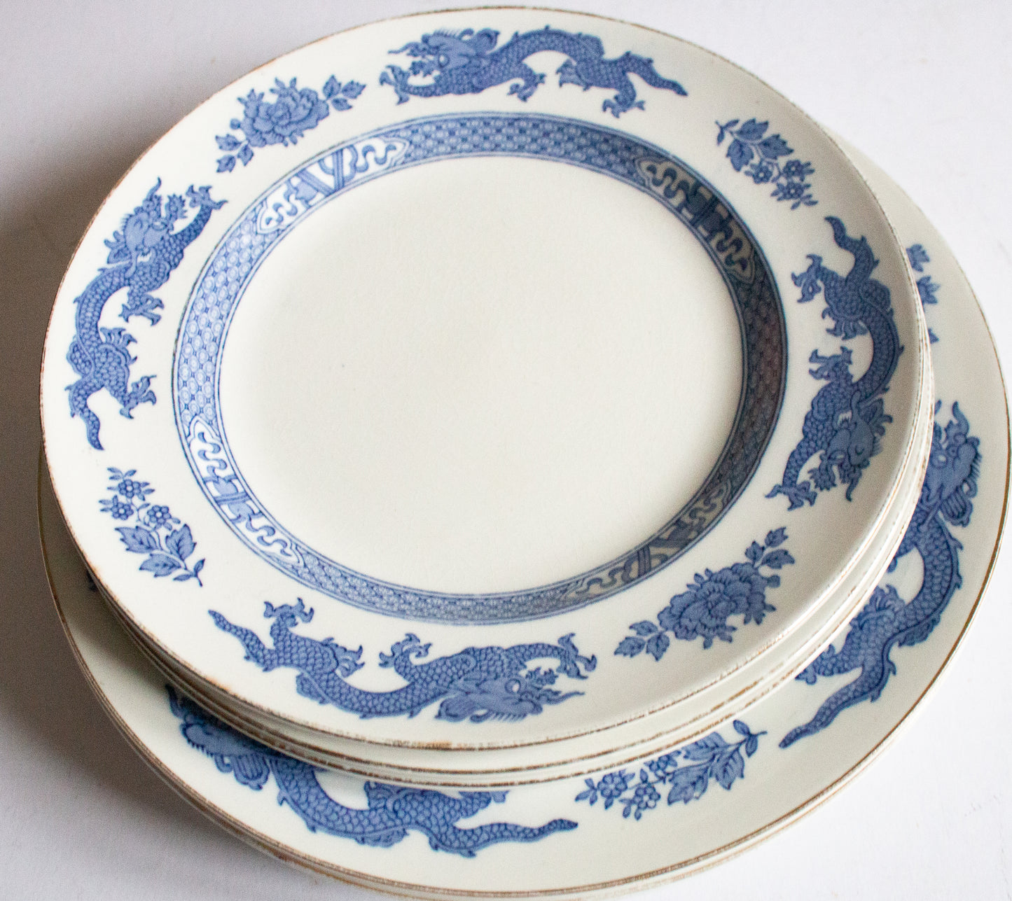 George Jones & Sons  'Dragon' Pattern Blue and White Transferware Assorted Plates (6)