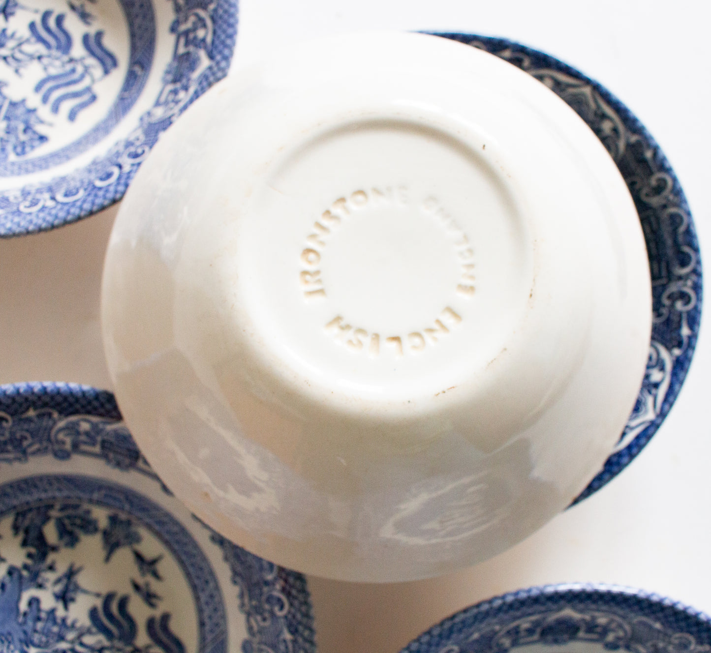 English Ironstone Tableware 'Willow' Pattern Blue and White Transferware Dessert or Cereal Bowls (6)