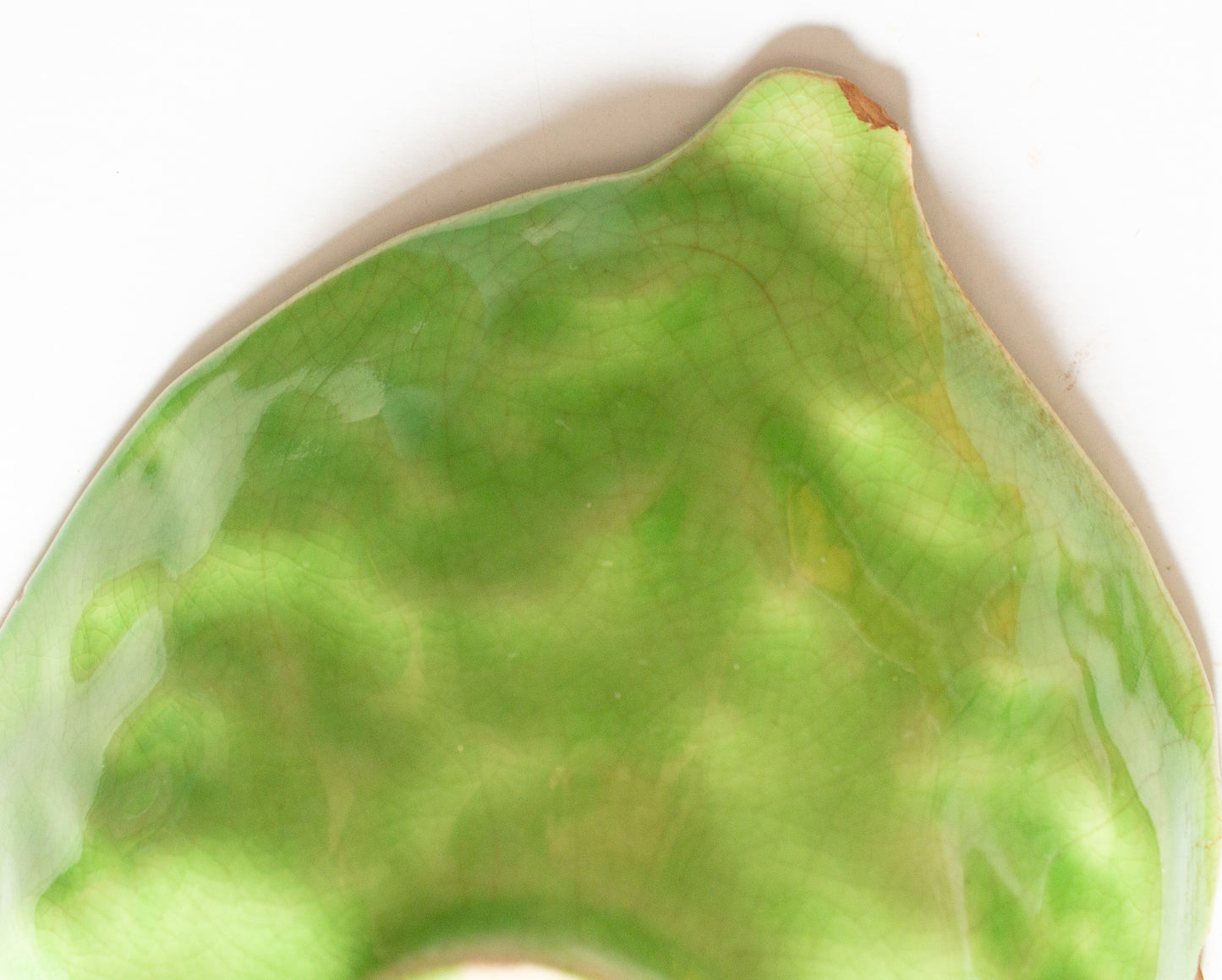 Vintage Majolica Green Leaf Dishes (2)