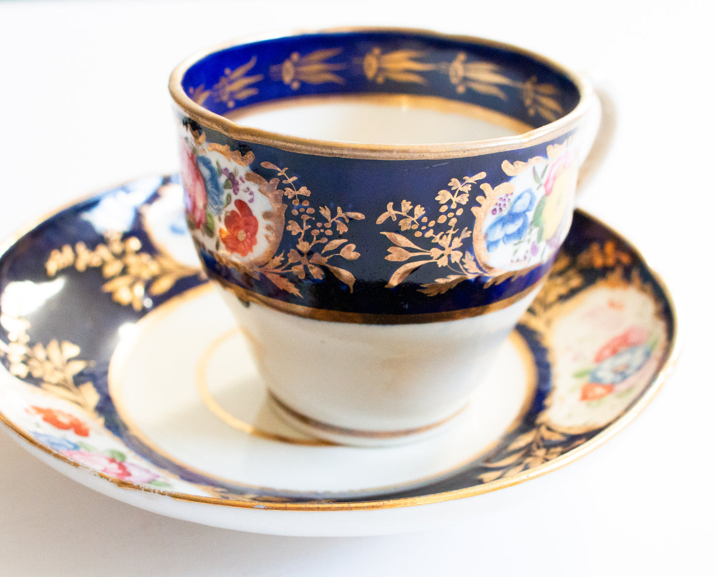 Vintage Imari Colours China Teacups with Floral and Gilt Detail (2)